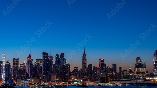 New York Manhattan skyline © hit1912