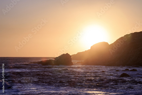 In Sardegna mare e cielo, acqua e rocce, tramonti e alba, un isola in Italia     © Claudio Quacquarelli