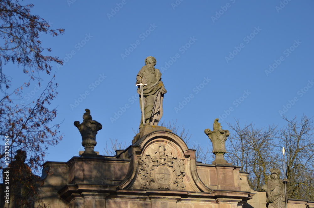 Paulus auf dem Paulustor in Fulda Paulus auf dem Paulustor in Fulda
