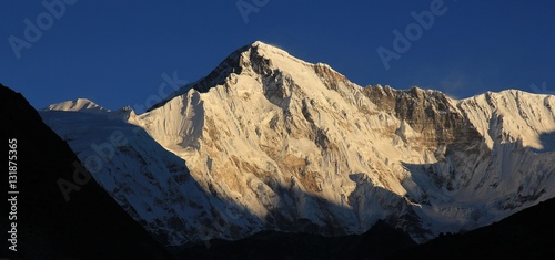 Fotografia Cho Oyu at sunrise