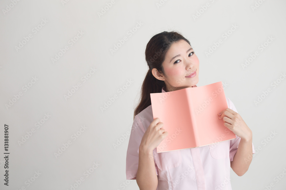 看護師・白バック