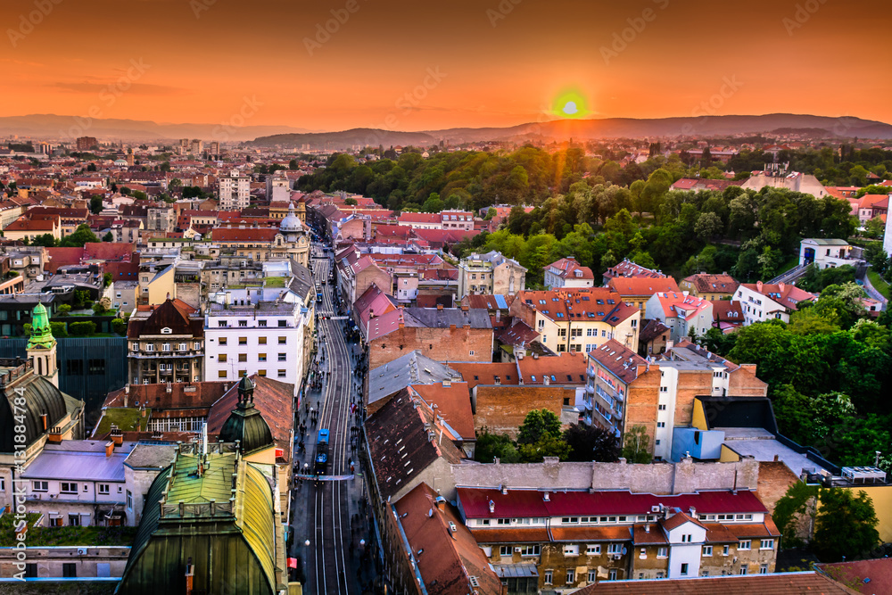 Zagreb aerial downtown cityscape. / Aerial view on Zagreb downtown during sunset, popular touristic destination and capital city of Croatia, Europe. - obrazy, fototapety, plakaty 