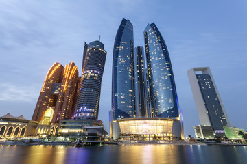 Fotobehang Abu Dhabi Etihad Towers in Abu Dhabi  © philipus