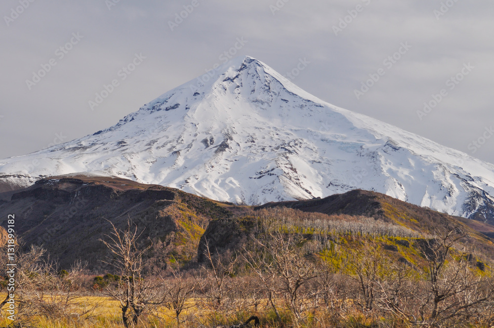 Fototapeta premium Volcano Lanin, Patagonia, Neuquen, Argentina