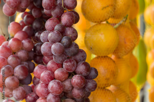 frutas tropicales uva y granadilla