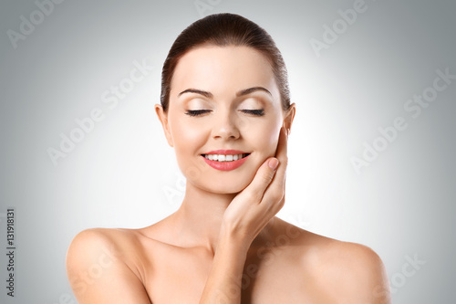 Young beautiful woman on li...