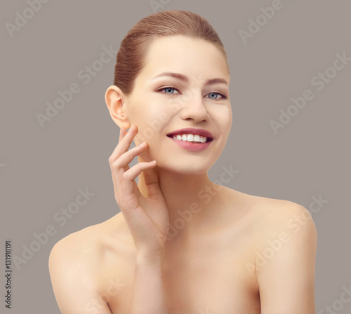 Young beautiful woman on co...