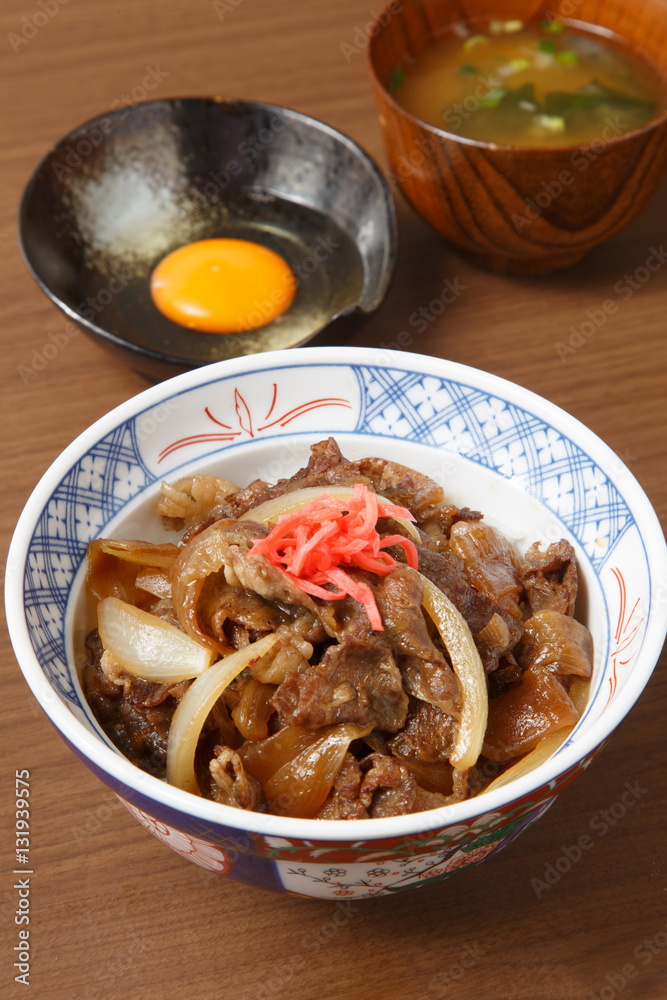 牛丼
牛丼
