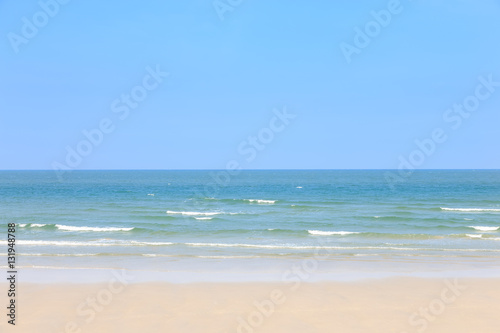 Fototapeta Naklejka Na Ścianę i Meble -  Sea wave on sand beach