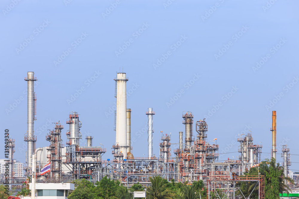 Oil refinery tower and chimney