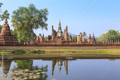 Ancient temple Wat Maha That, Shukhothai Historical Park, Thaila