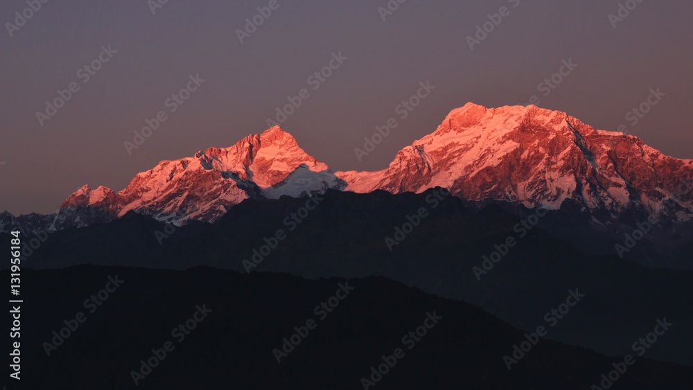 Naklejka premium Mt Manaslu at sunset
