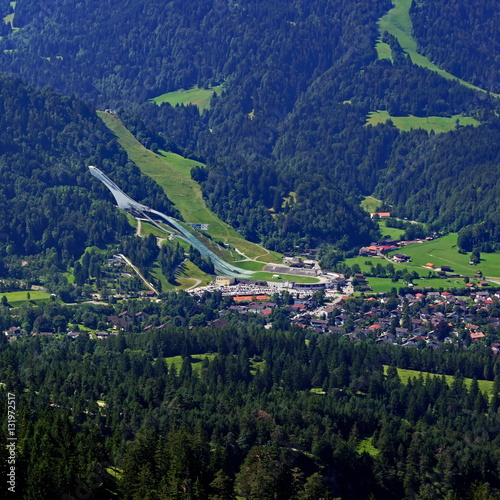 GARMISCH-PARTENKIRCHEN ( Ortsteil Partenkirchen mit Flugschanze )