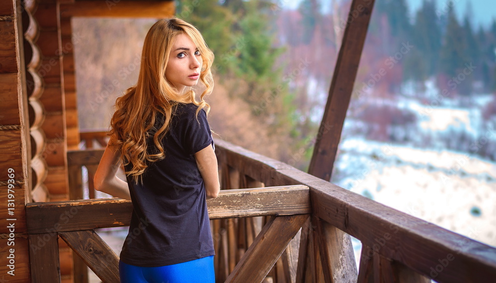 girl with long curly hair look