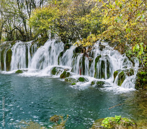 Fototapeta Naklejka Na Ścianę i Meble -  Waterfall. Jiuzhaigou Valley was recognize by UNESCO as a World Heritage Site and a World Biosphere Reserve - China
