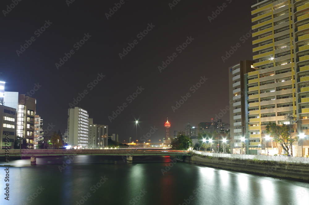 Obraz premium 福岡市天神 都市夜景