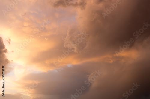 beautiful sky with clouds in the evening