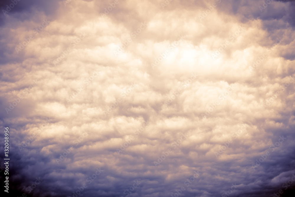 Obraz premium Ominous Grey Storm Clouds Filtered