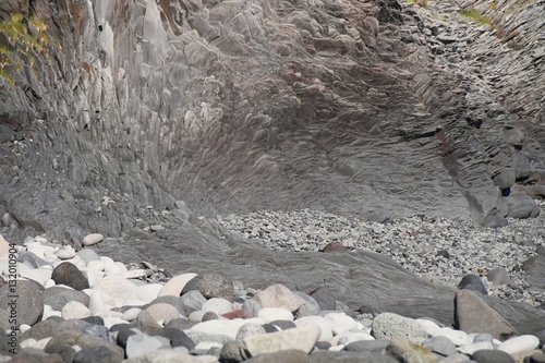 Steinformation an der Küste von Snaefellsnes (Island)