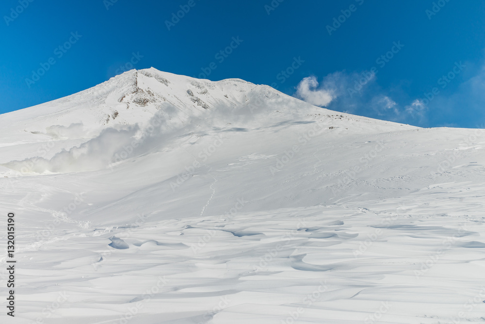 Obraz premium Snowy mountains