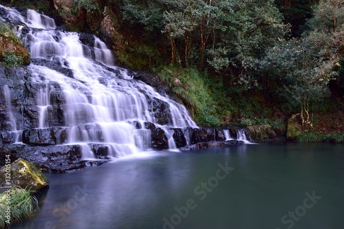 Foto Elephant Falls, Waterfall at Shillong, Meghalaya, India