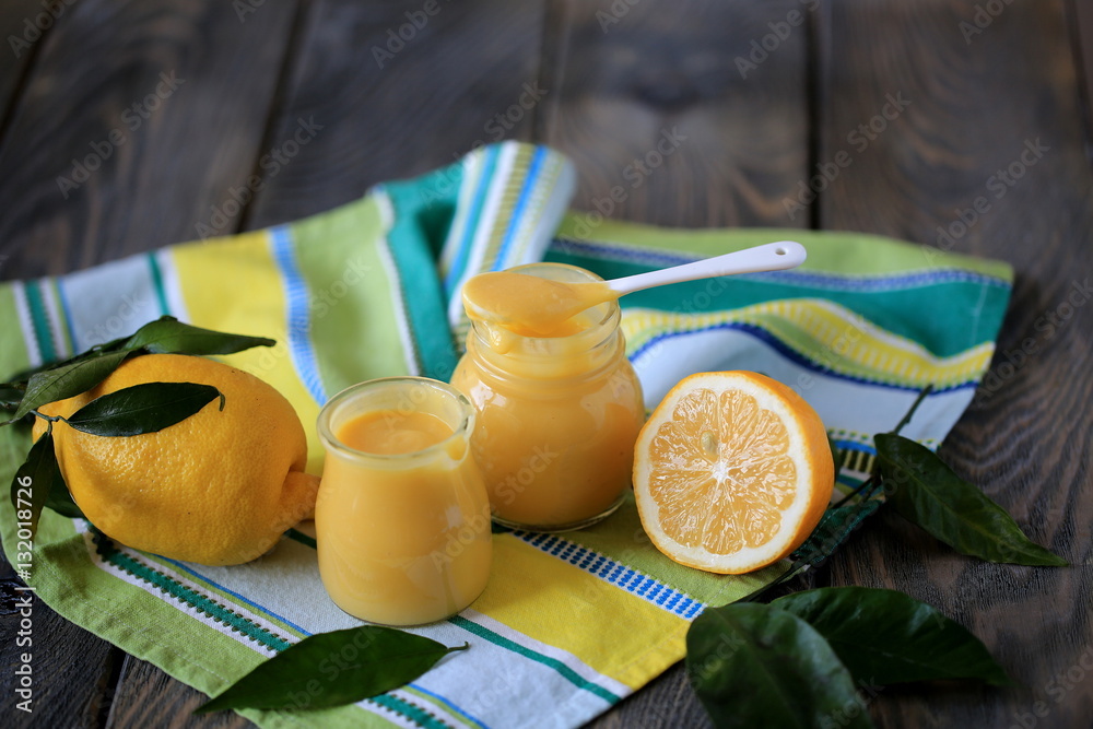 Фотография Homemade lemon kurd