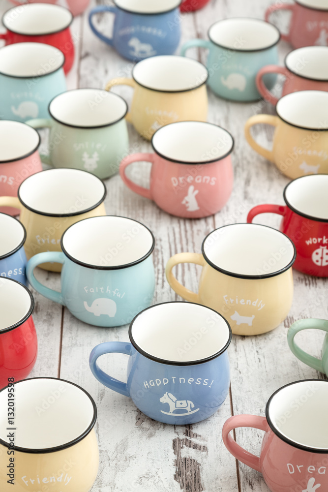 Colorful Ceramic Mugs with Enamel Look Colorful Ceramic Mugs with Enamel Look