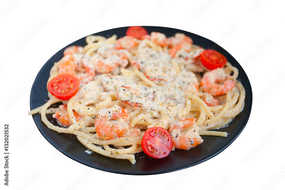  pasta with prawns on black plate