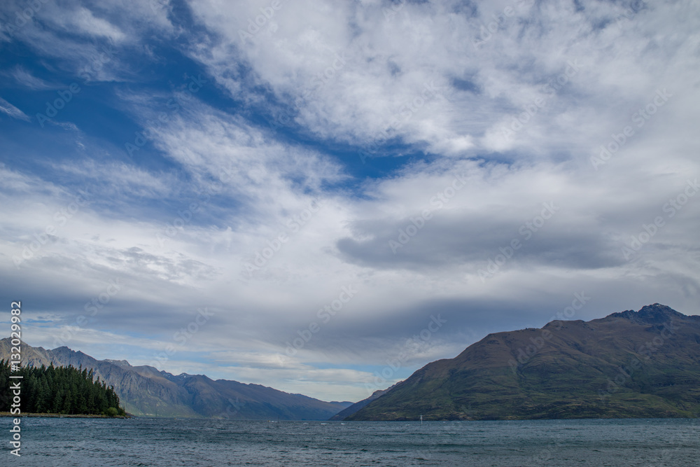 ワカティプ湖（ニュージーランド）
