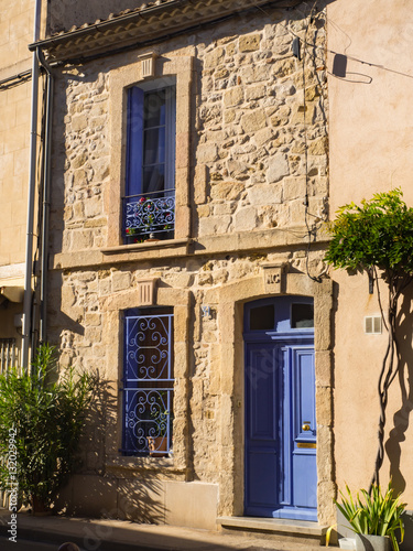 Aigues-Mortes ,  Nîmes, en Gard, Languedoc-Rosellón, Francia. La ciudad se encuentra totalmente amurallada, en un recinto levantado en el siglo XIII. Verano de 2016
