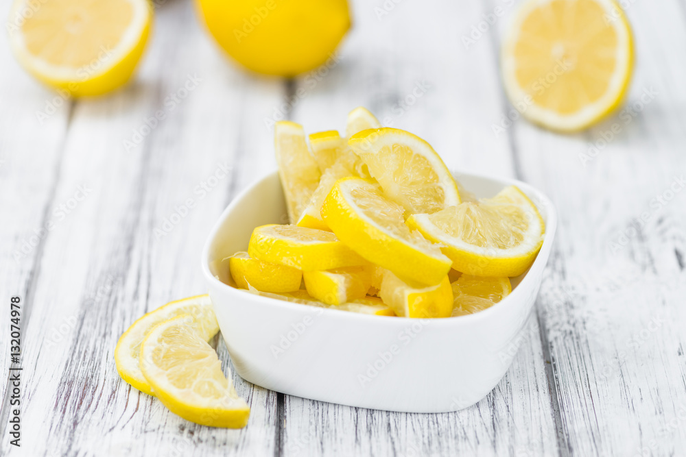 Fresh made Lemon Slices Fresh made Lemon Slices