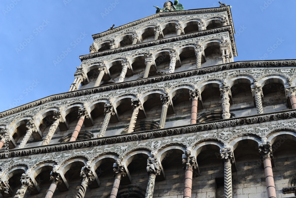 Fototapeta premium Kirche San Michele in Lucca-Toskana