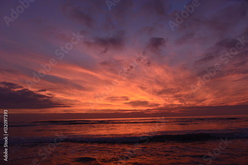 Sonnenuntergang Lido di Camaiore im Ligurischen Meer