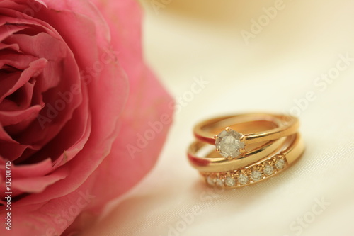 Wedding rings © Studio Porto Sabbia