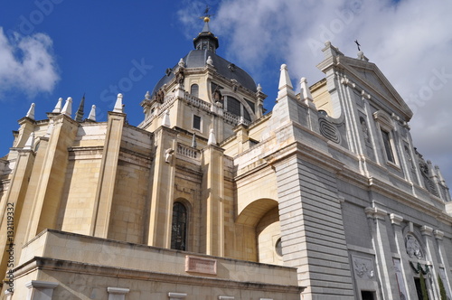 Cattedrale dell'Almudena - Madrid photo