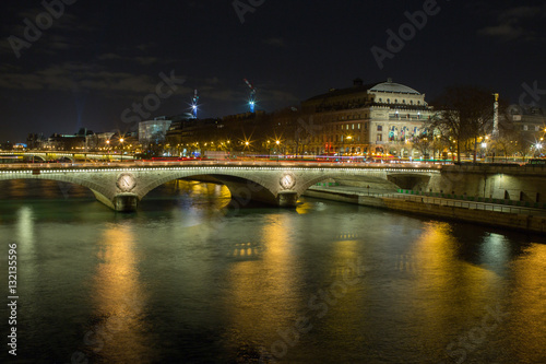 paris by night © jeanpierre
