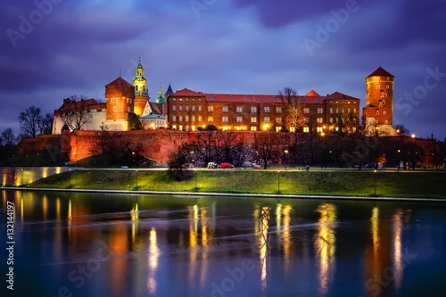 Obraz Fantastyczna noc w Krakowie. Zamek Królewski na Wawelu w Polsce