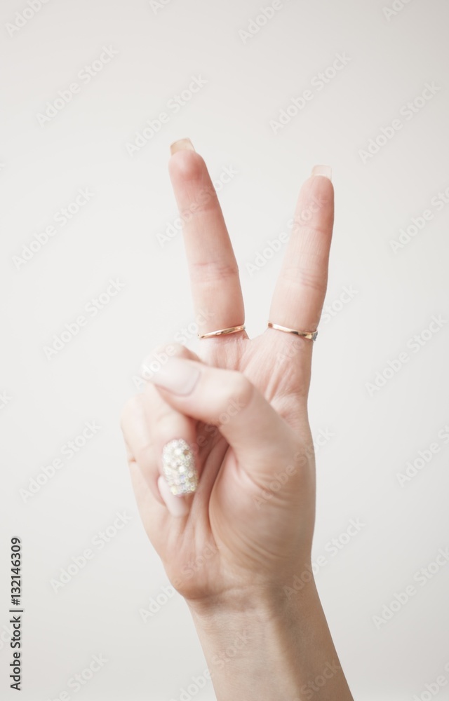 hand showing the number 2 hand showing the number 2