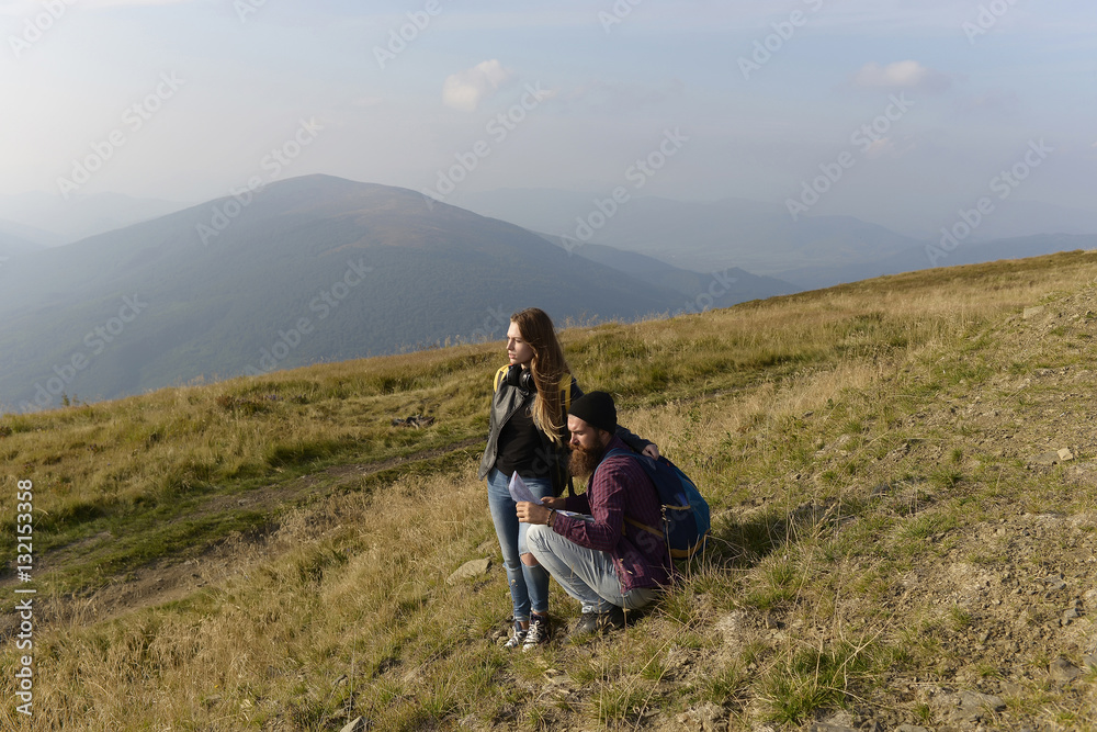 Fototapeta premium couple on mountain