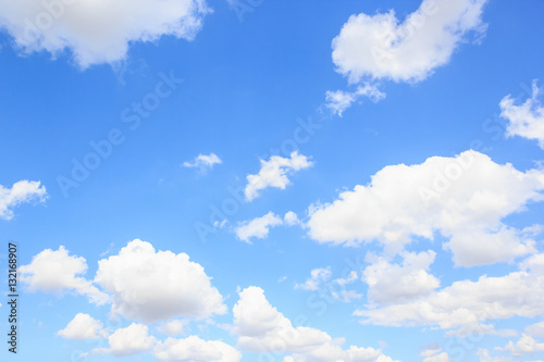 Fototapeta Naklejka Na Ścianę i Meble -  Cloud with blue sky background.