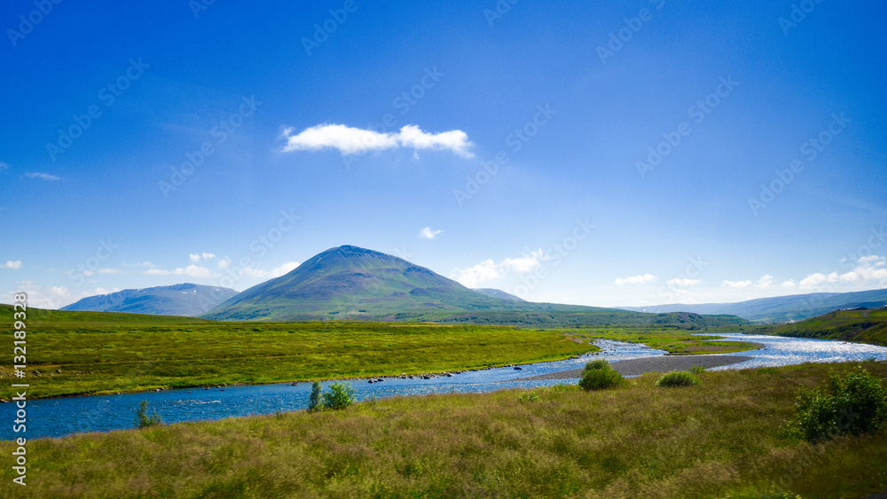 Naklejka premium Icelandic Landscape 1