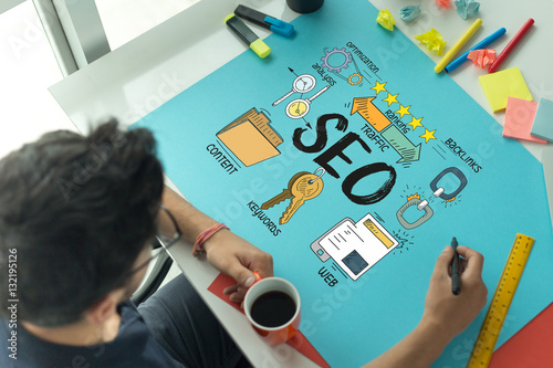 TECHNOLOGY COMMUNICATION INTERNET AND SEO CONCEPT