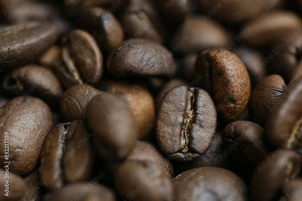 Naklejka premium コーヒー豆のクローズアップ