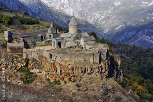 Das Kloster Tatev in den Bergen nahe Goris (Armenien)