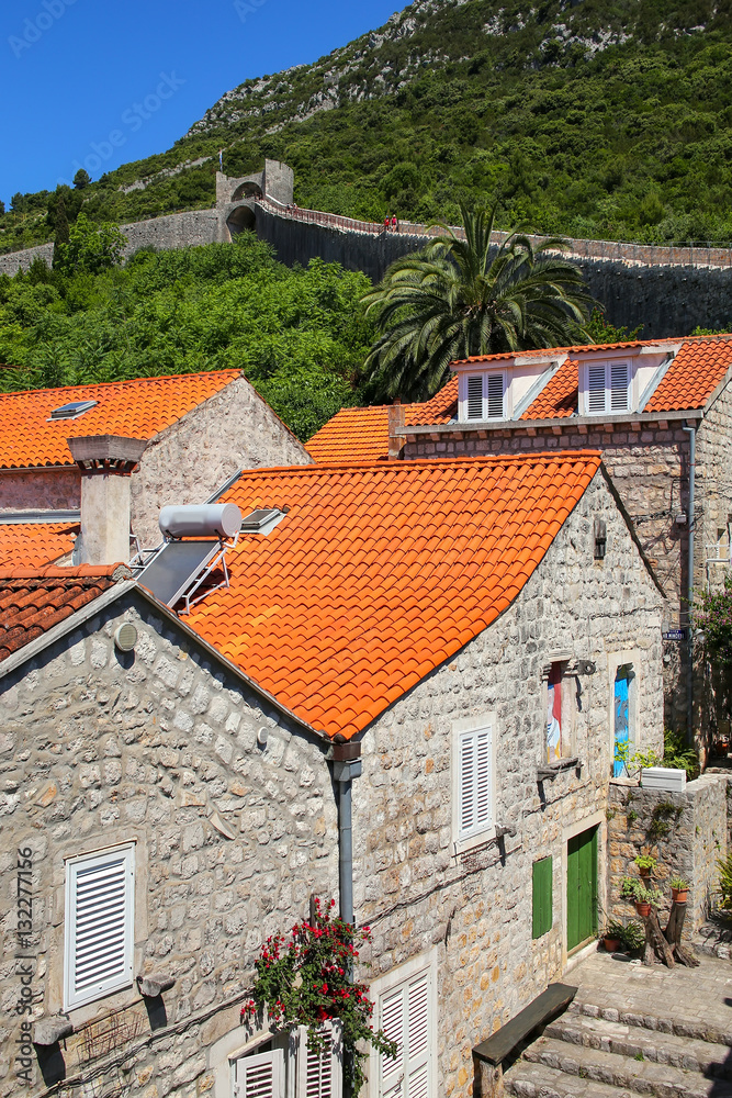 Ston town and its defensive wall, Peljesac Peninsula, Croatia Ston town and its defensive wall, Peljesac Peninsula, Croatia