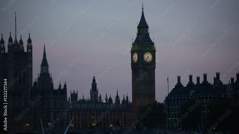 Big Ben at night: London skyline, England Big Ben at night: London skyline, England