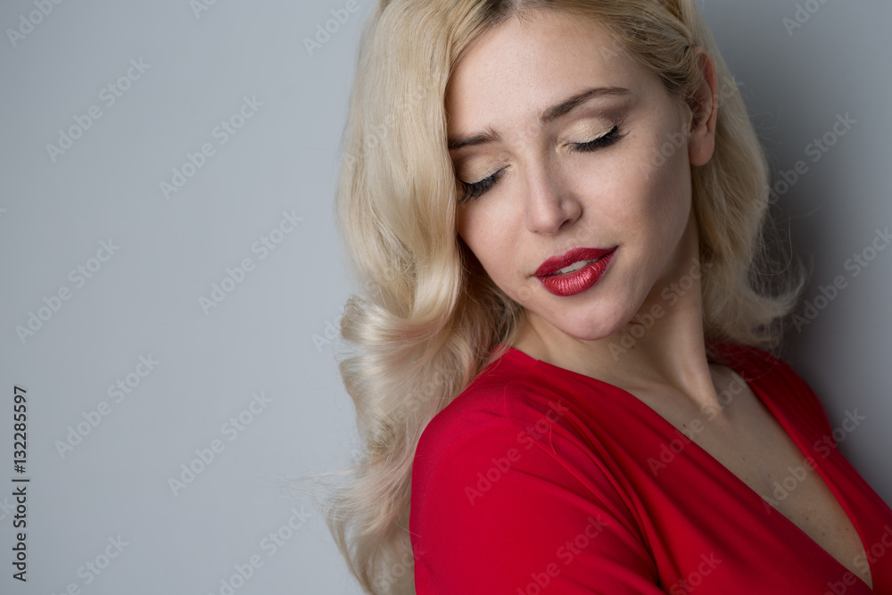 Fototapeta premium Beautiful girl with hair the evening