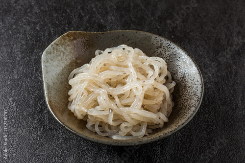 こんにゃく しらたき 日本食 noodles made from konnyaku japan