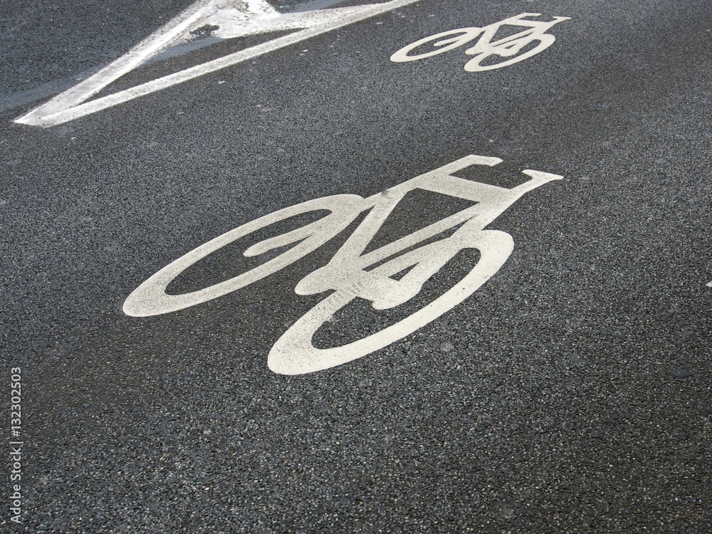 Obraz premium Fahrbahnmarkierung Fahrrad, Fahrradweg