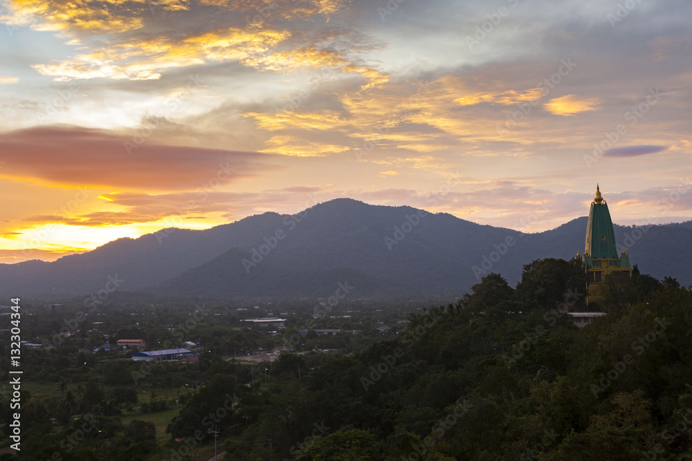 Fototapeta premium beautiful landscape sun rising sky and buddha pagoda in chonburi